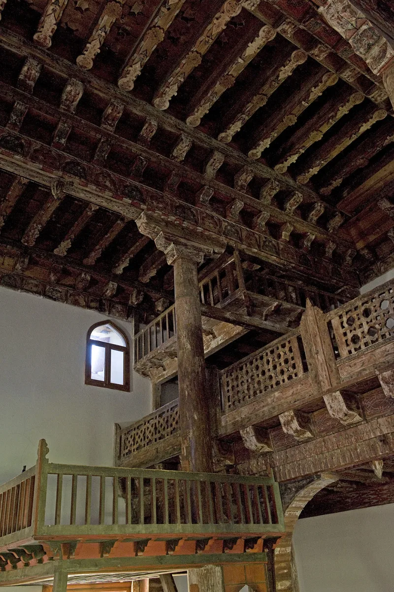 A Mesquita Mahmut Bey em Kasaba — uma mesquita de madeira do século XIV