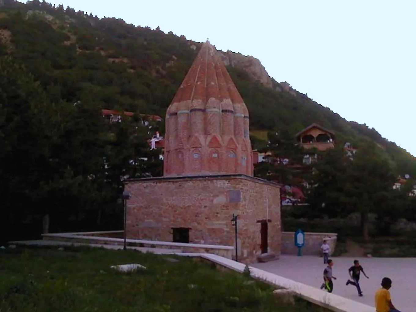 Türbe Seyyid Mahmud Hayrani в Akşehir — суфий XIII века