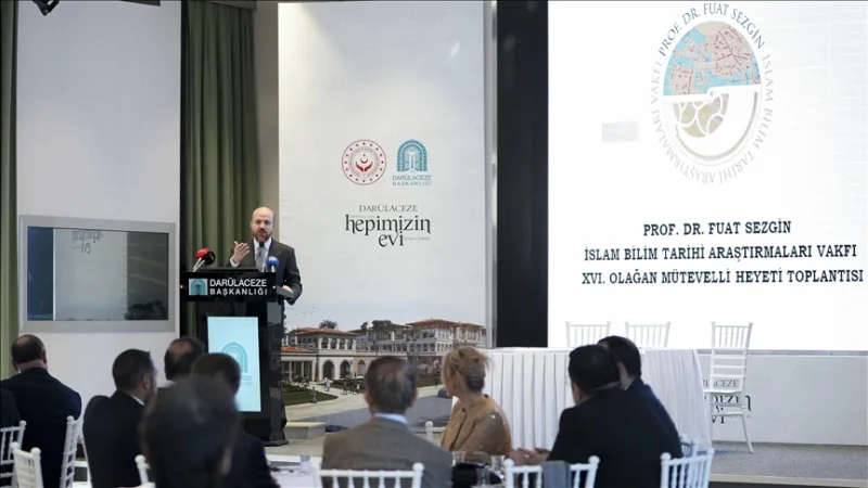 Fuat Sezgin Islamilainen tieteenhistorian tutkimussäätiön 16. sääntömääräinen johtokunnan kokous pidettiin