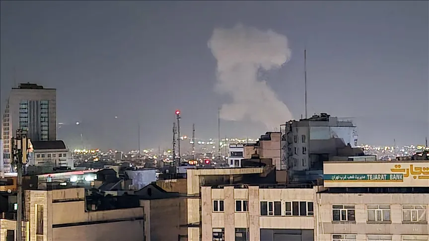 Presse israélienne : les États-Unis ont informé Israël que les attaques contre l'Iran dureraient plus longtemps que prévu