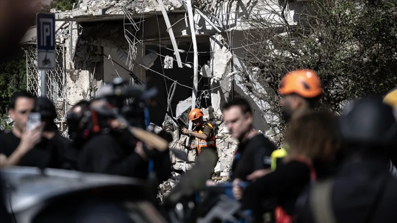 Po ośmiogodzinnej przerwie Iran przeprowadził kolejny atak rakietowy, którego celem były południowe regiony Izraela