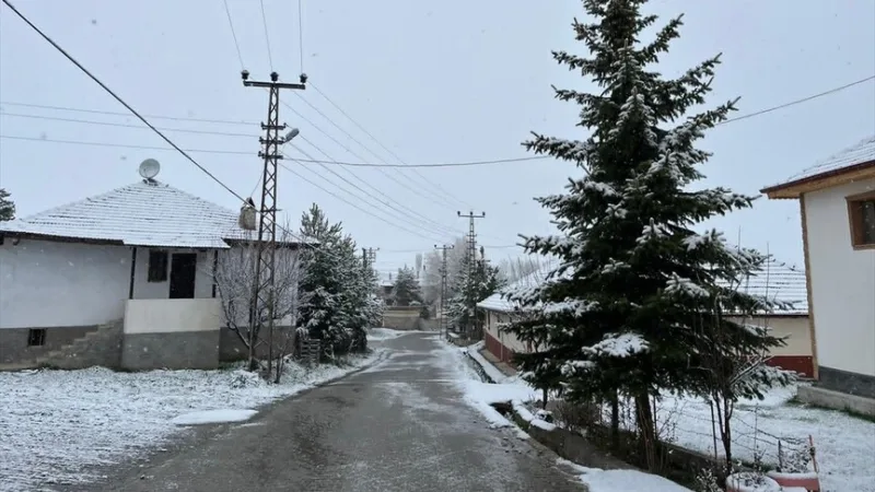 Hó esett Çankırı és Karabük magasabban fekvő területein