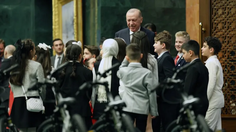 Erdoğan elnök találkozott a gyerekekkel